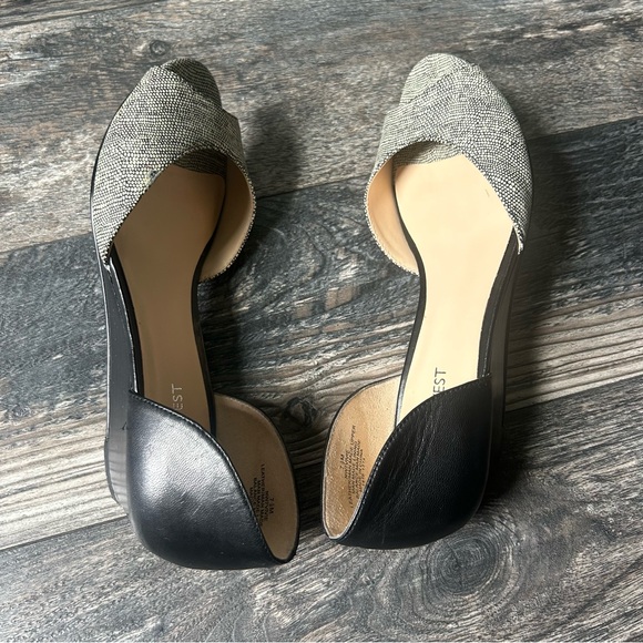 Nine West Women's Black and Cream Peep Toe Flats Size 7.5 - Picture 5 of 9